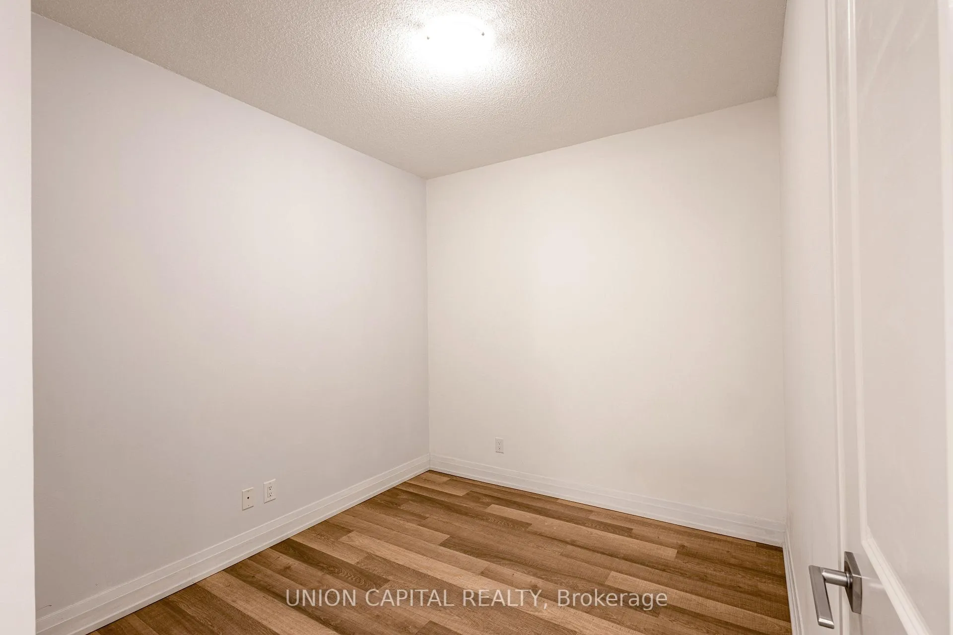 Photo 14 of Unit 627, 7165 Yonge Street, Markham, Thornhill — HOMEH
