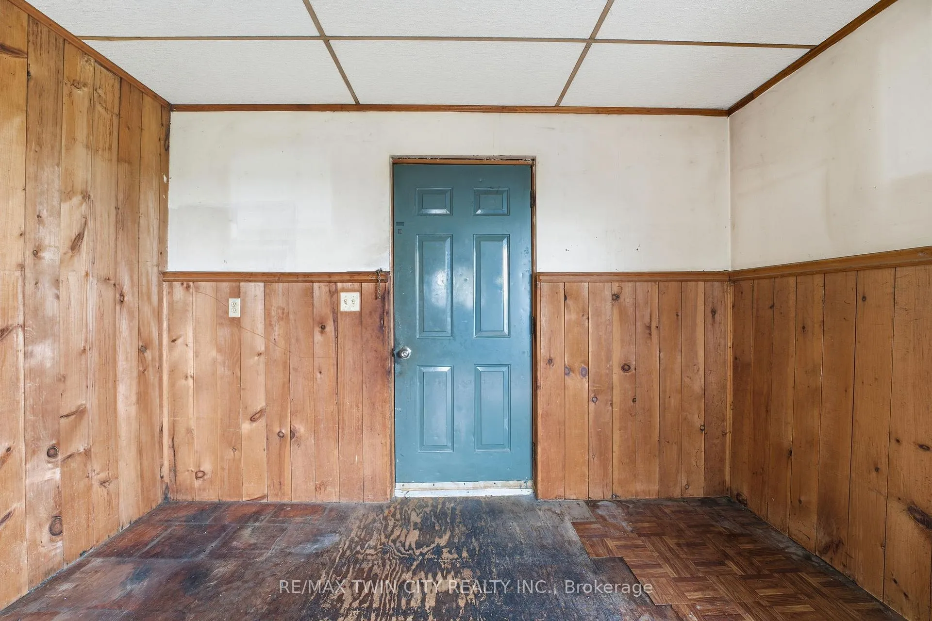 Photo 2 of 2091 Concession 6 Road W, Hamilton, Rural Flamborough — HOMEH