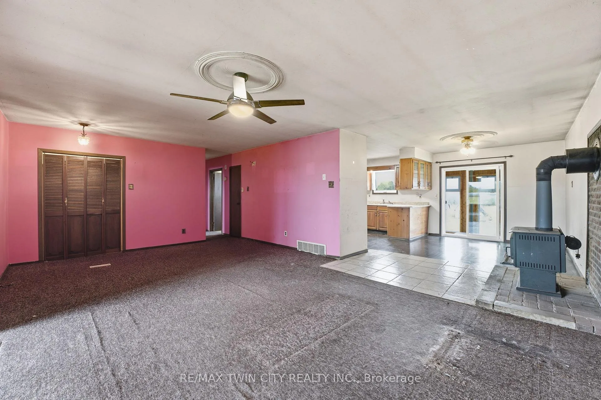 Photo 5 of 2091 Concession 6 Road W, Hamilton, Rural Flamborough — HOMEH