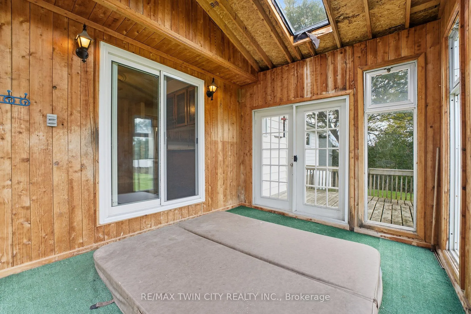 Photo 16 of 2091 Concession 6 Road W, Hamilton, Rural Flamborough — HOMEH