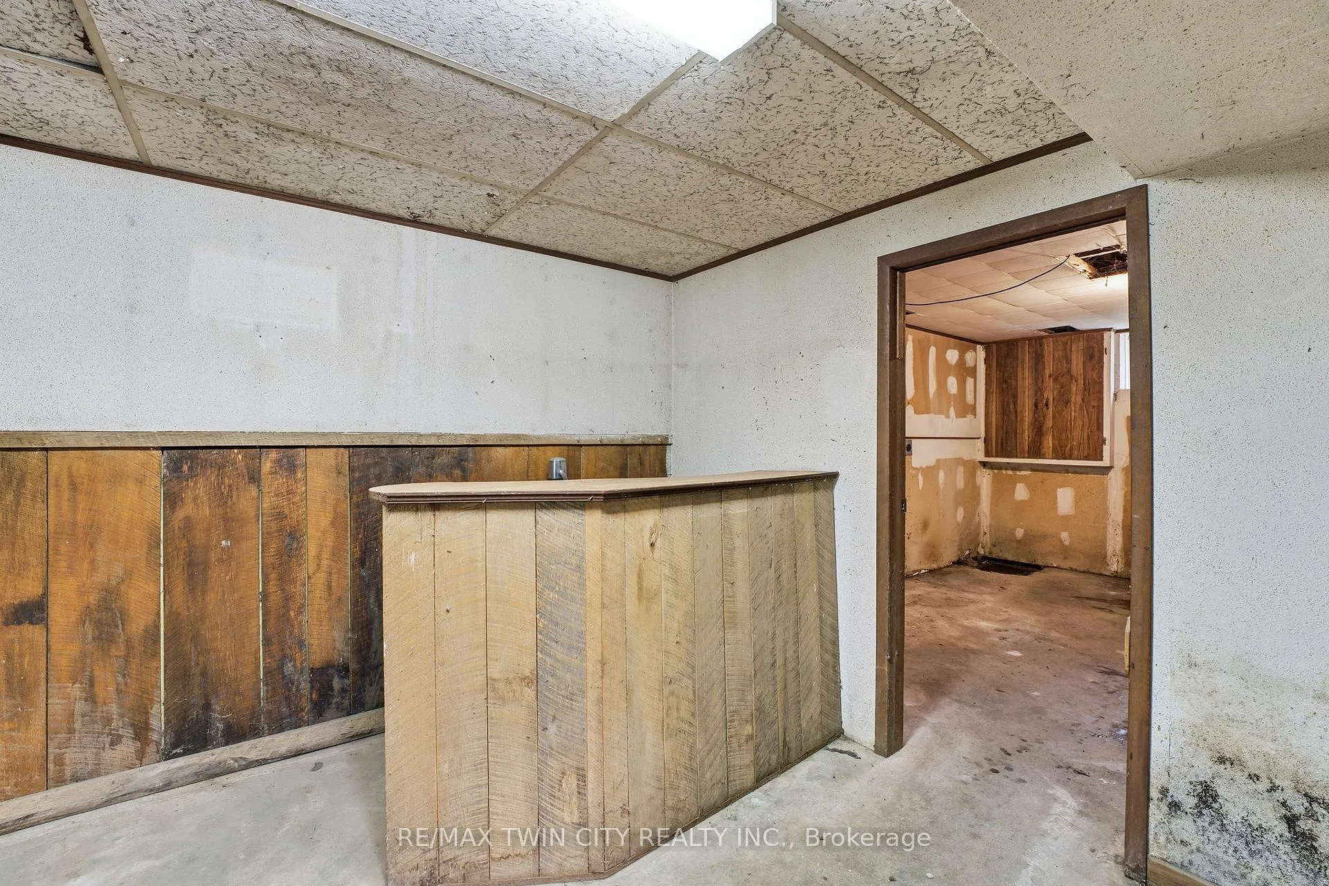 Photo 21 of 2091 Concession 6 Road W, Hamilton, Rural Flamborough — HOMEH