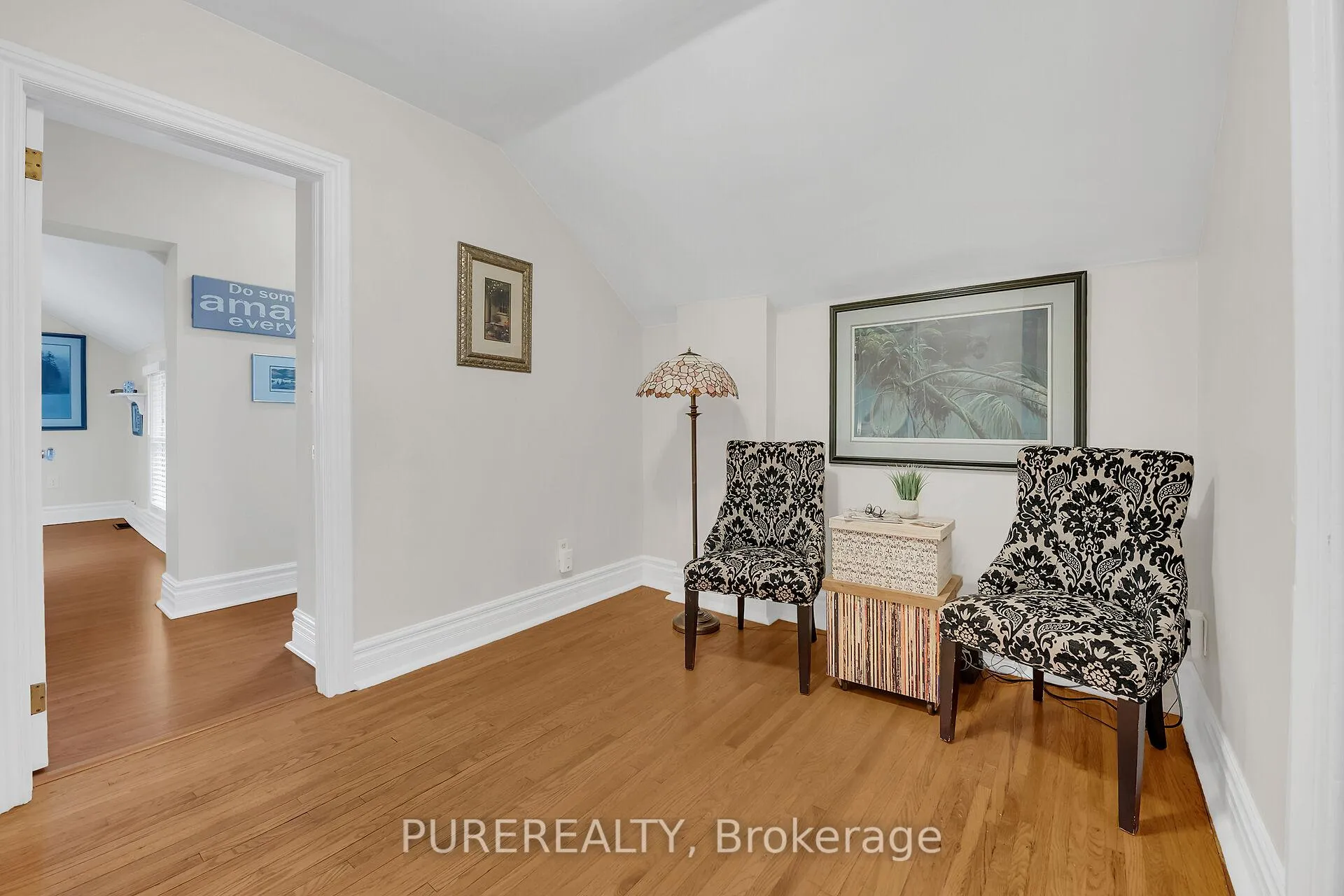 Photo 14 of 91 Pearl Street S, Hamilton, Kirkendall — HOMEH