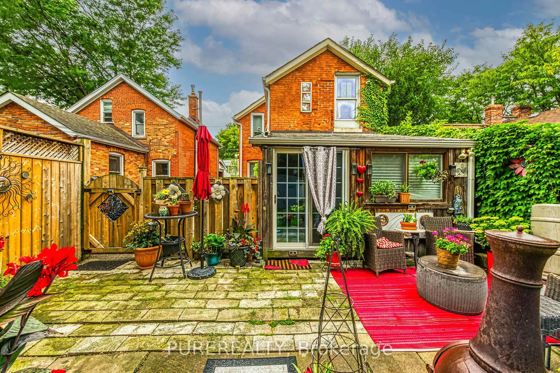 Photo 25 of 91 Pearl Street S, Hamilton, Kirkendall — HOMEH