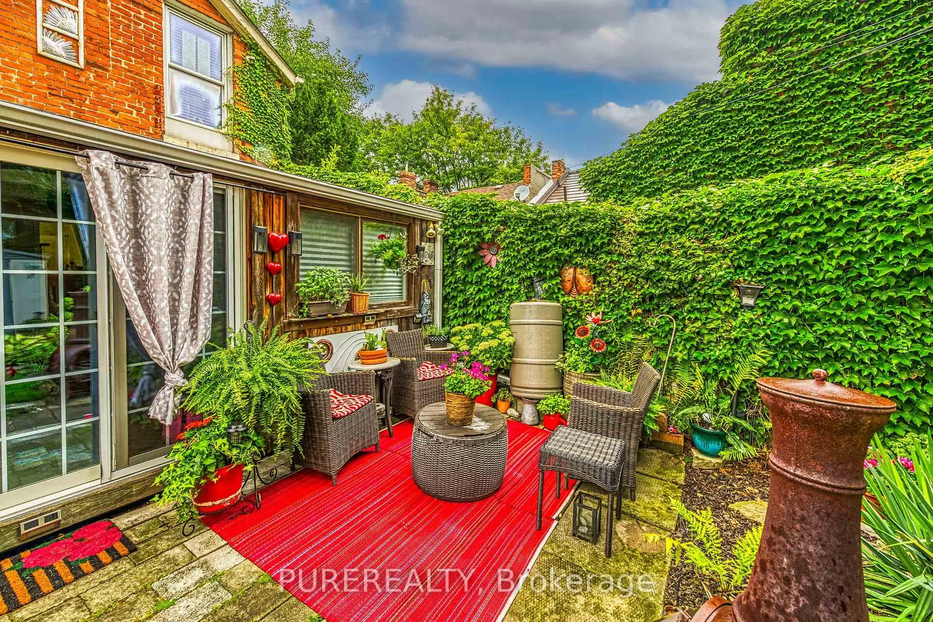 Photo 26 of 91 Pearl Street S, Hamilton, Kirkendall — HOMEH