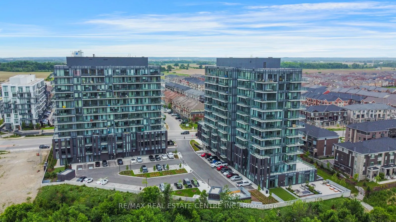Photo 2 of Unit 202, 215 Veterans Drive, Brampton, Northwest Brampton — HOMEH