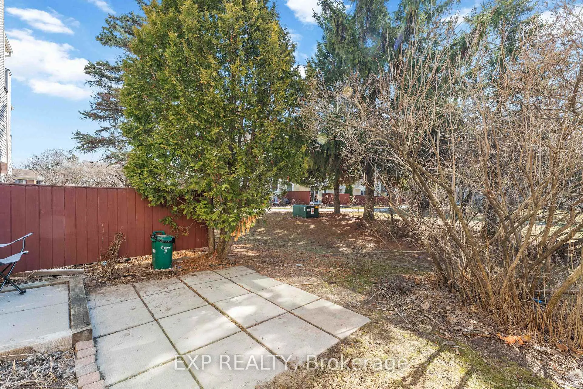 Photo 30 of Unit E, 1 Crestlea Crescent E, Ottawa, Tanglewood — HOMEH
