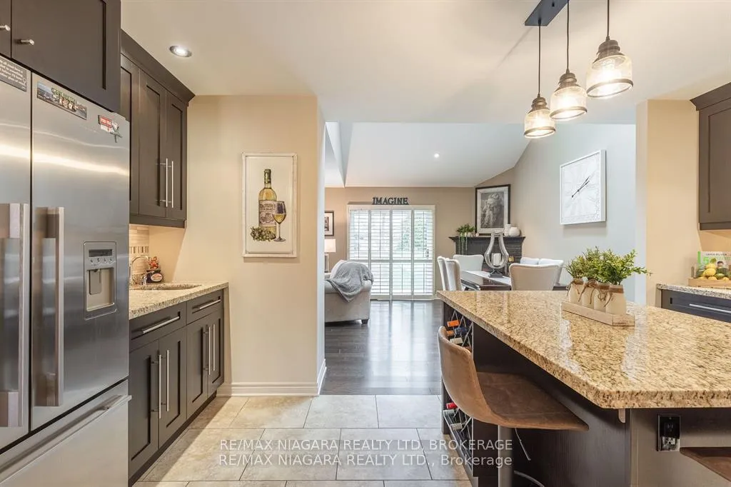 Photo 6 of Unit 9, 7 Gibson Place, St. Catharines, Downtown — HOMEH
