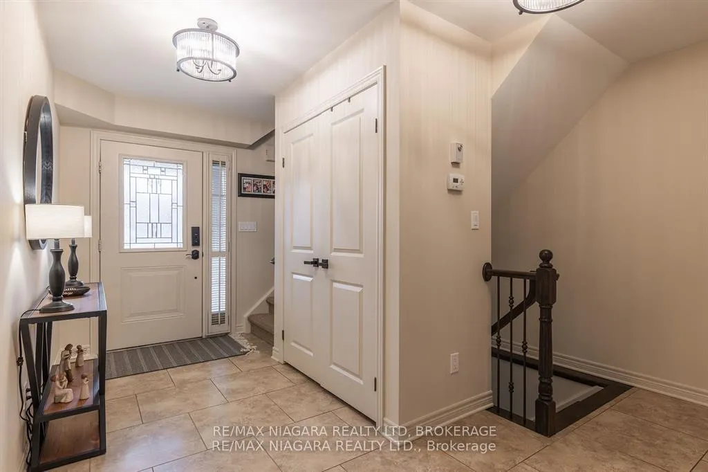 Photo 15 of Unit 9, 7 Gibson Place, St. Catharines, Downtown — HOMEH