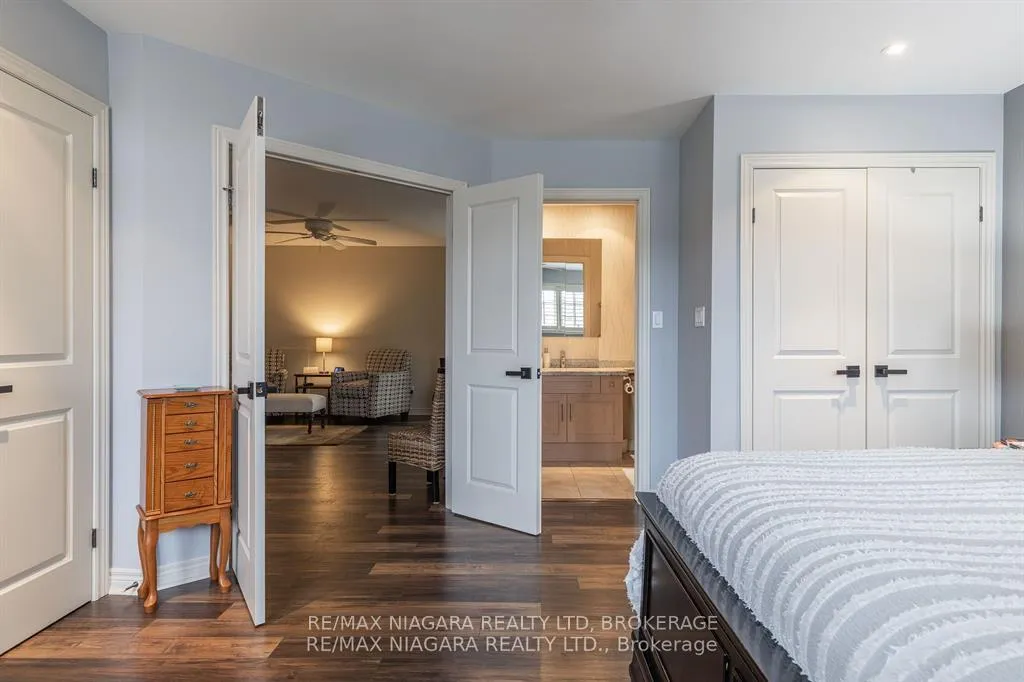 Photo 23 of Unit 9, 7 Gibson Place, St. Catharines, Downtown — HOMEH