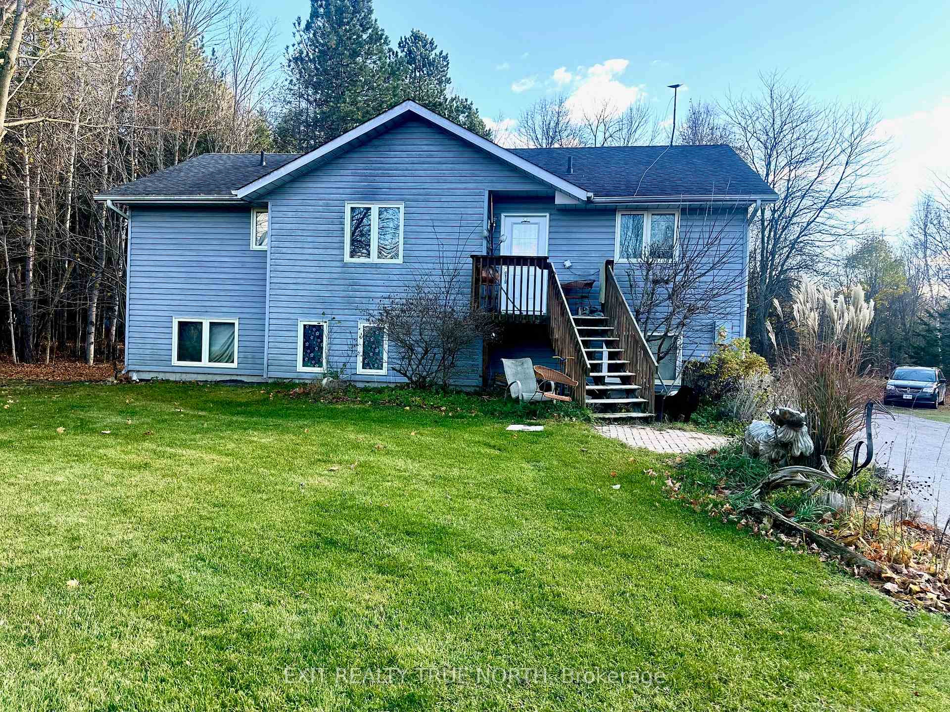 Front of 6193 30th Side Road