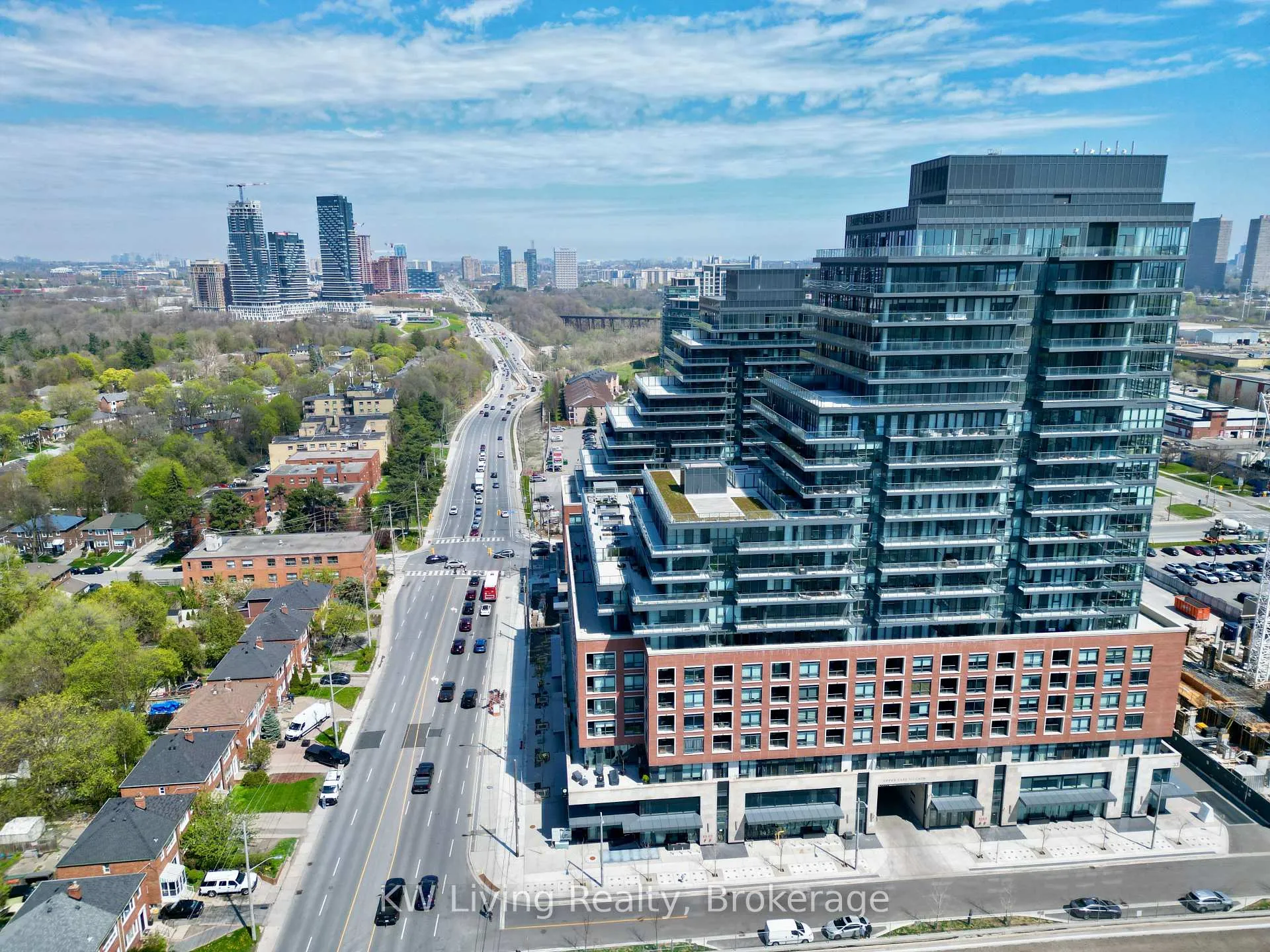 Photo 3 of Unit 1507, 33 Frederic Todd Way, Toronto, Thorncliffe Park — HOMEH