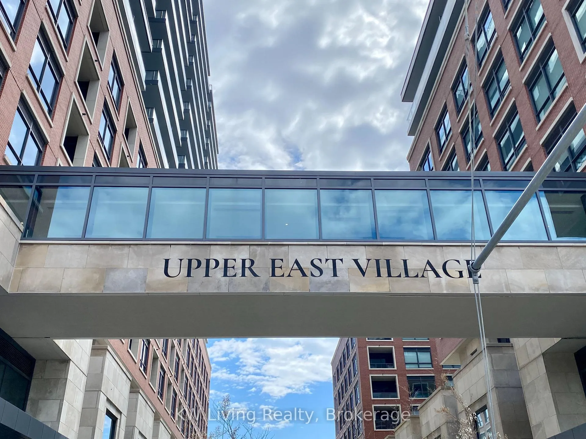 Photo 5 of Unit 1507, 33 Frederic Todd Way, Toronto, Thorncliffe Park — HOMEH