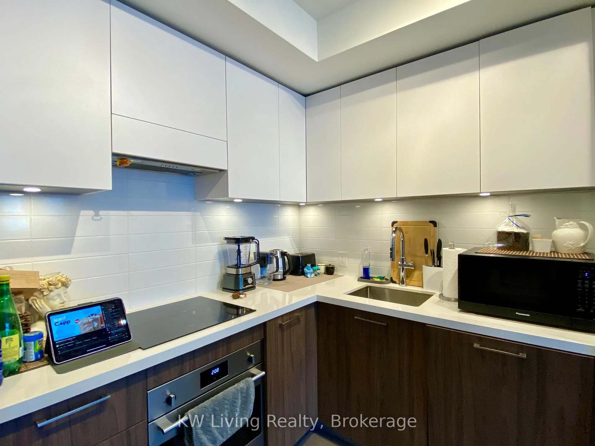 Photo 15 of Unit 1507, 33 Frederic Todd Way, Toronto, Thorncliffe Park — HOMEH