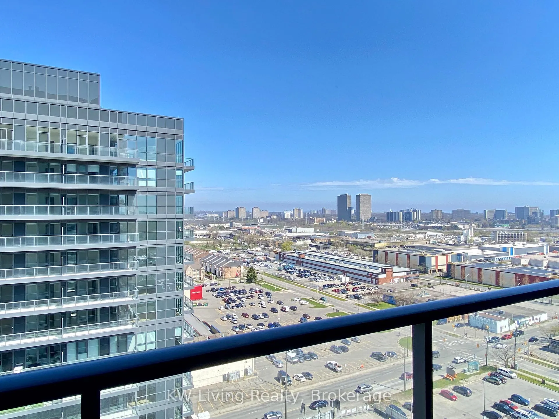 Photo 18 of Unit 1507, 33 Frederic Todd Way, Toronto, Thorncliffe Park — HOMEH
