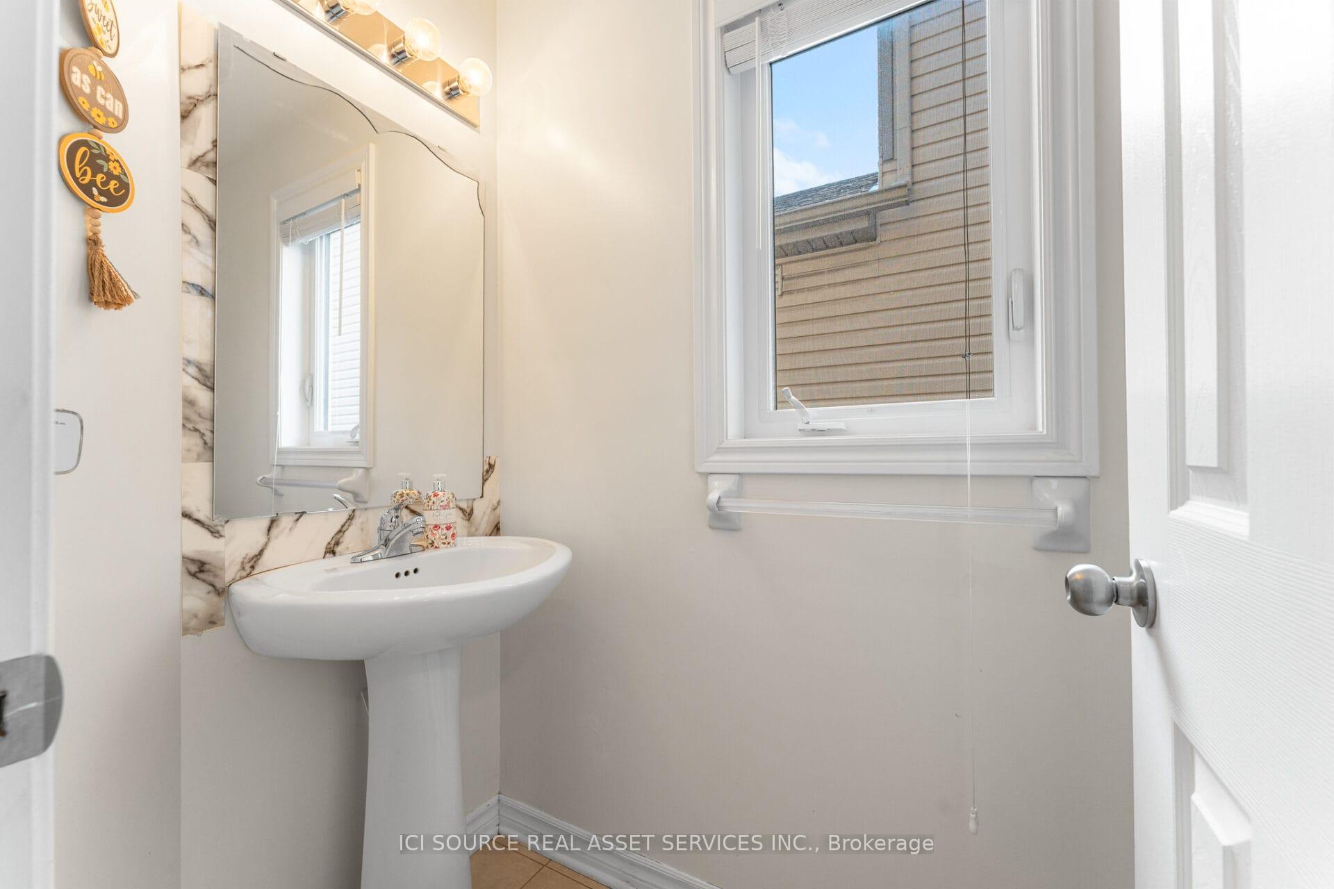 Photo 5 of 205 Claridge Drive, Ottawa, Barrhaven - Longfields — HOMEH