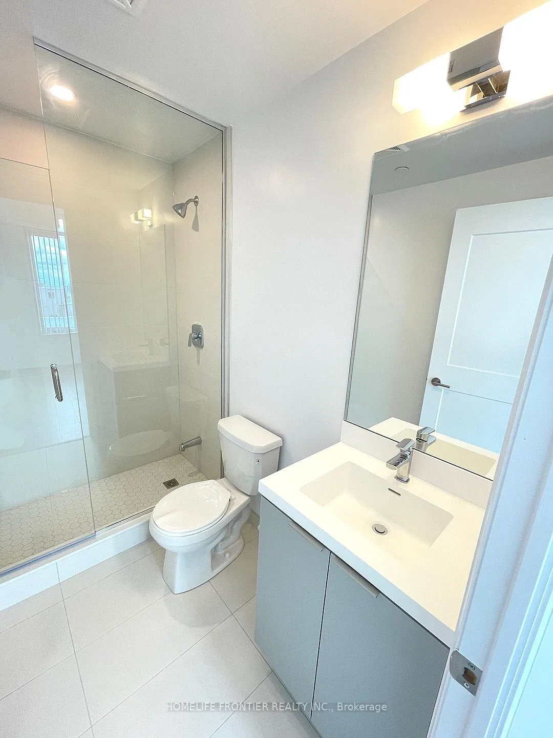 Photo 6 of Unit 3119, 50 Dunfield Avenue, Toronto, Mount Pleasant West — HOMEH
