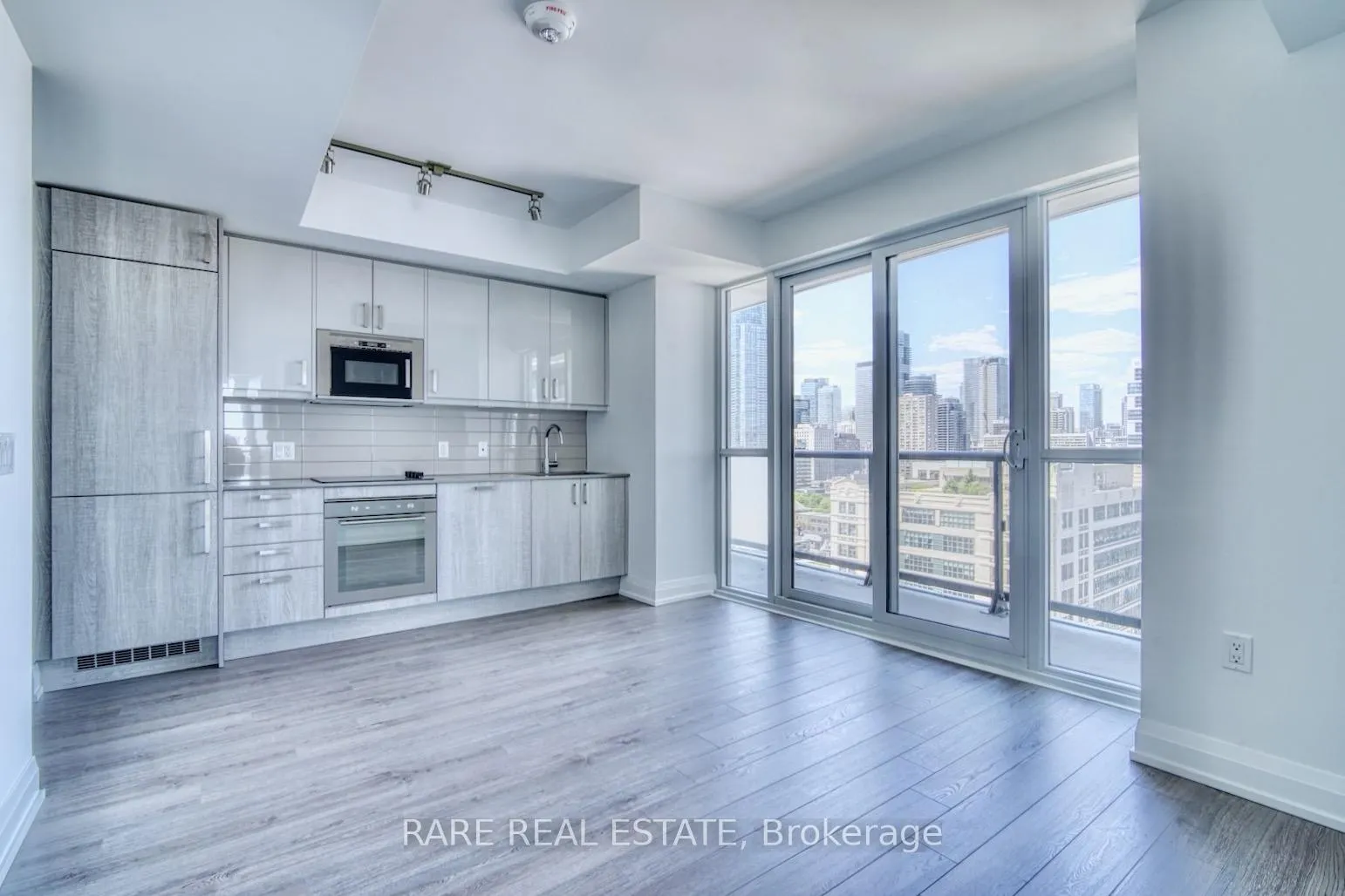 Photo 7 of Unit 2109, 77 Mutual Street, Toronto, Church-Yonge Corridor — HOMEH