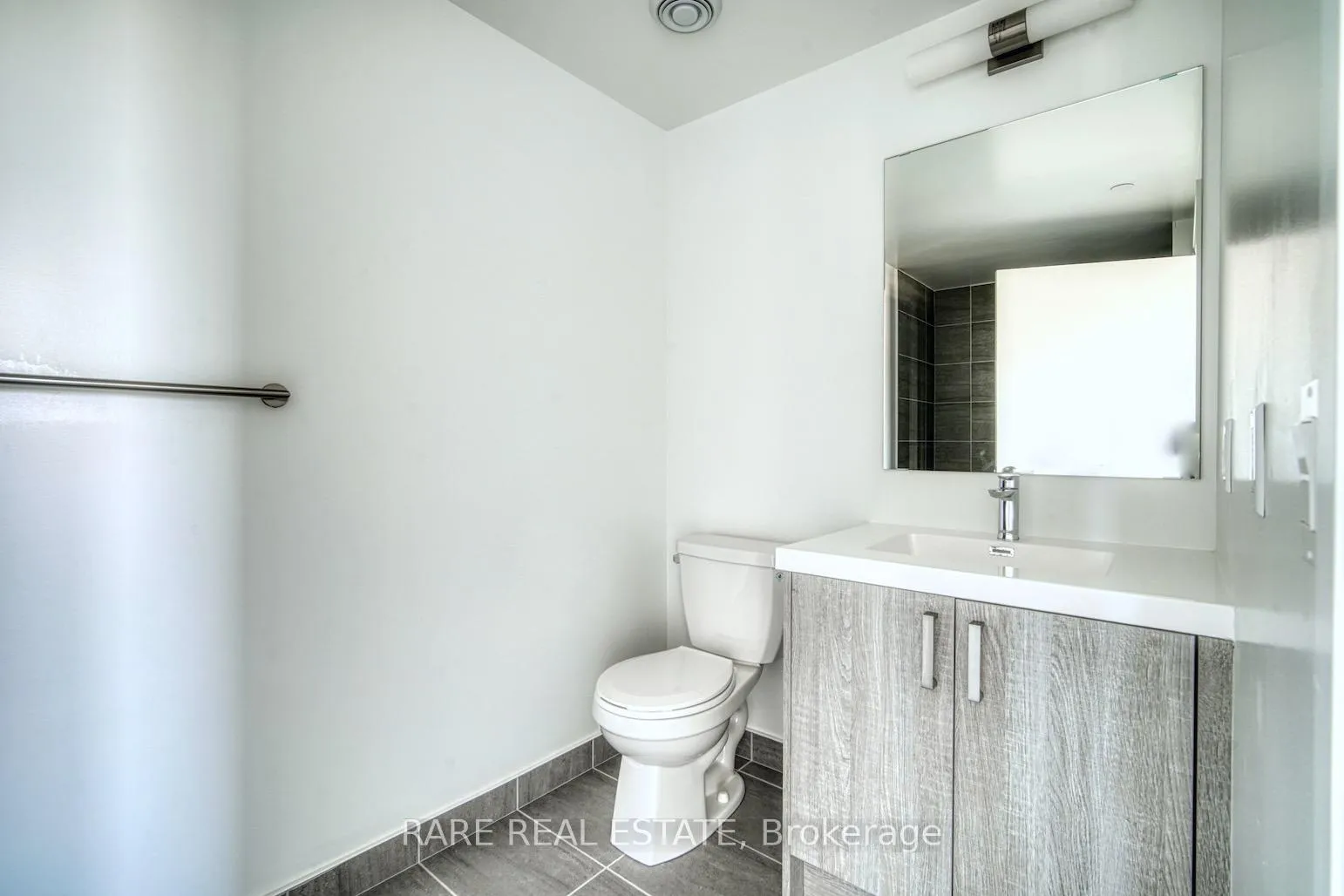 Photo 12 of Unit 2109, 77 Mutual Street, Toronto, Church-Yonge Corridor — HOMEH