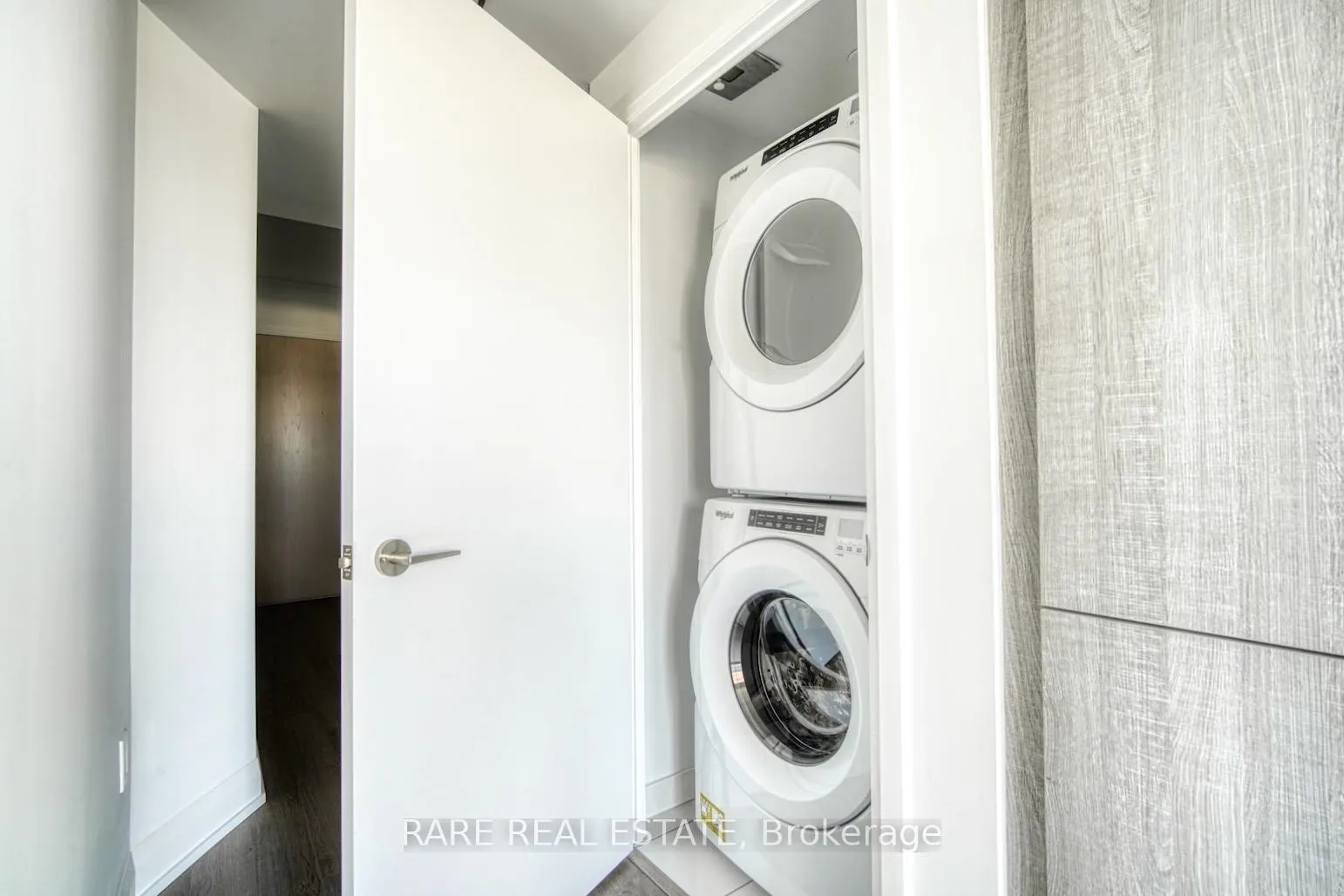 Photo 15 of Unit 2109, 77 Mutual Street, Toronto, Church-Yonge Corridor — HOMEH