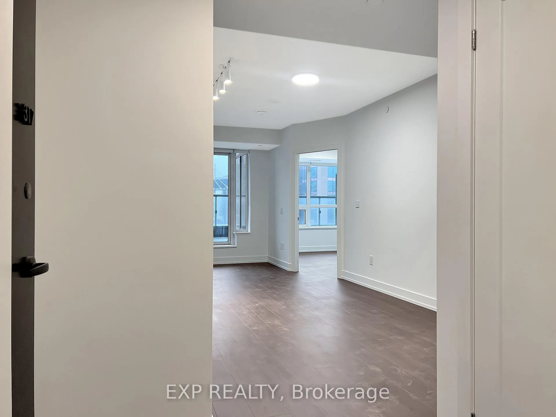Photo 2 of Unit 317, 9 Clegg Road, Markham, Unionville — HOMEH