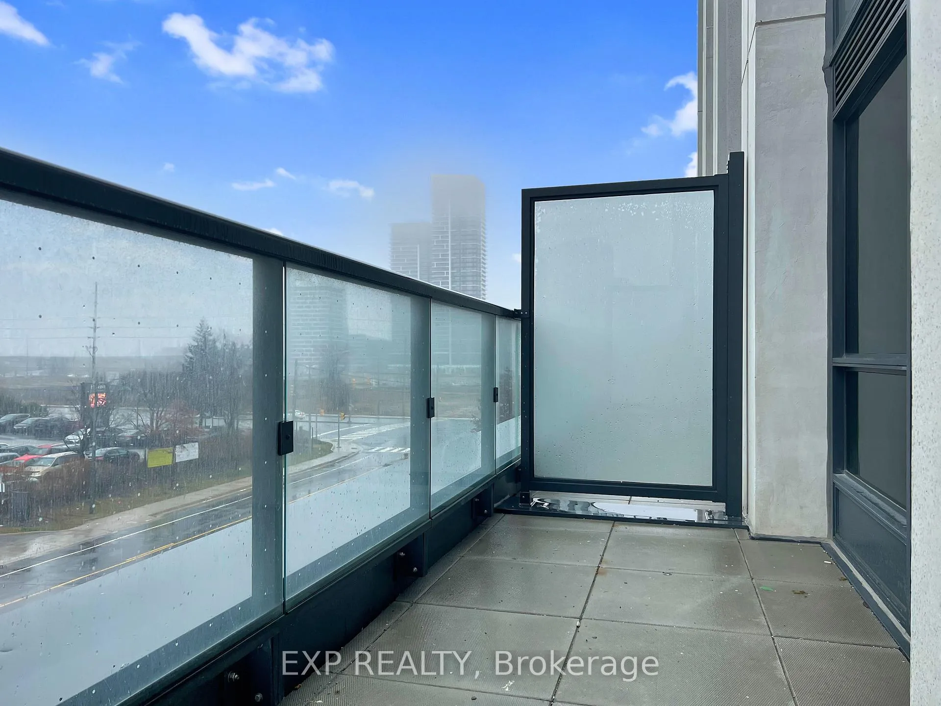 Photo 11 of Unit 317, 9 Clegg Road, Markham, Unionville — HOMEH