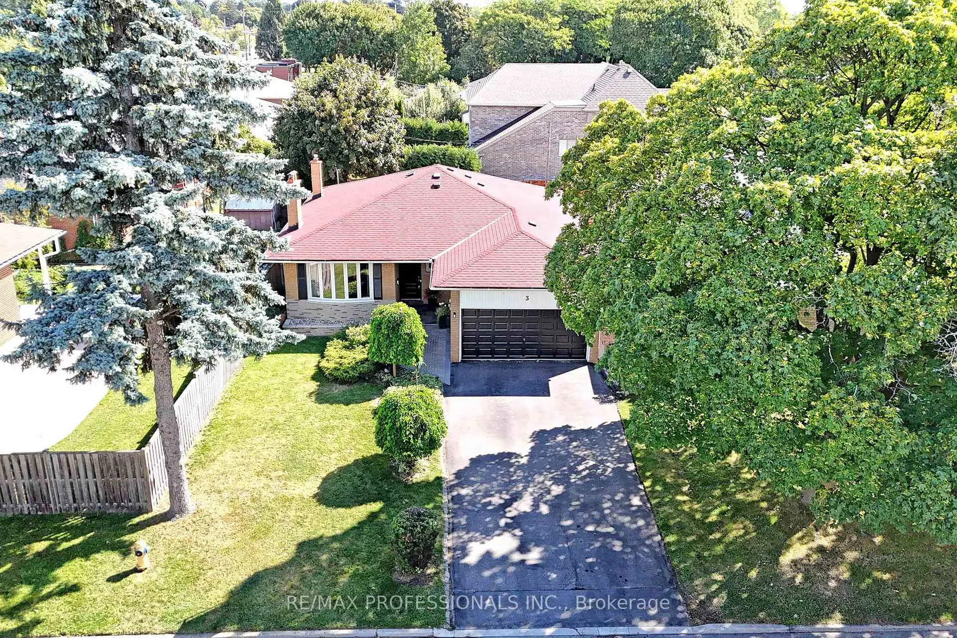 Photo 30 of 3 Hartsdale Drive, Etobicoke, Willowridge-Martingrove-Richview — HOMEH