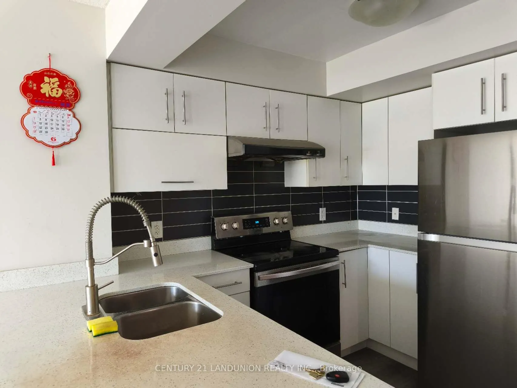 Photo 6 of Unit 915, 233 South Park Road, Markham, Commerce Valley — HOMEH