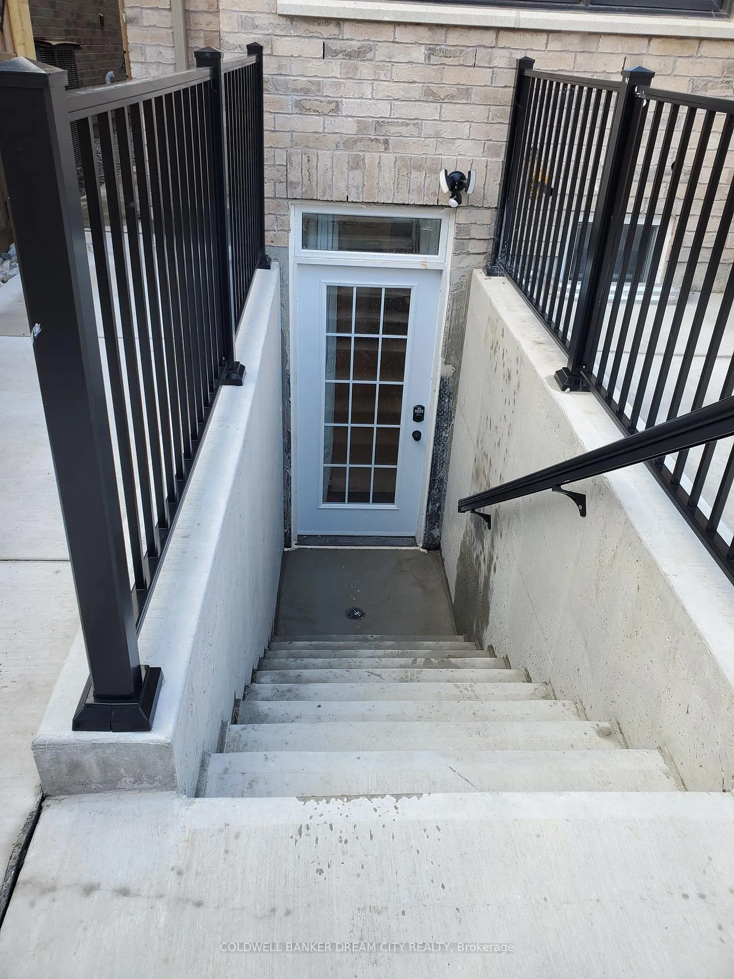 Photo 6 of Unit (BSMT), 1488 Kitchen Court, Milton, Walker — HOMEH