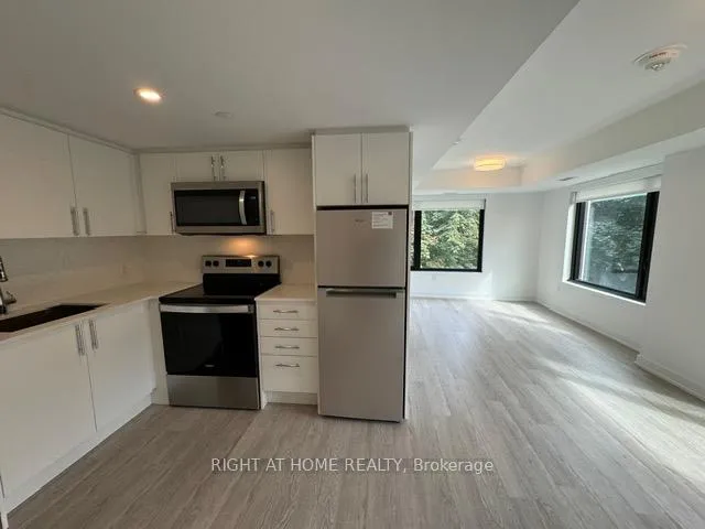 Photo 5 of Unit 319, 3 Starthgowan Avenue, Toronto, Lawrence Park South — HOMEH