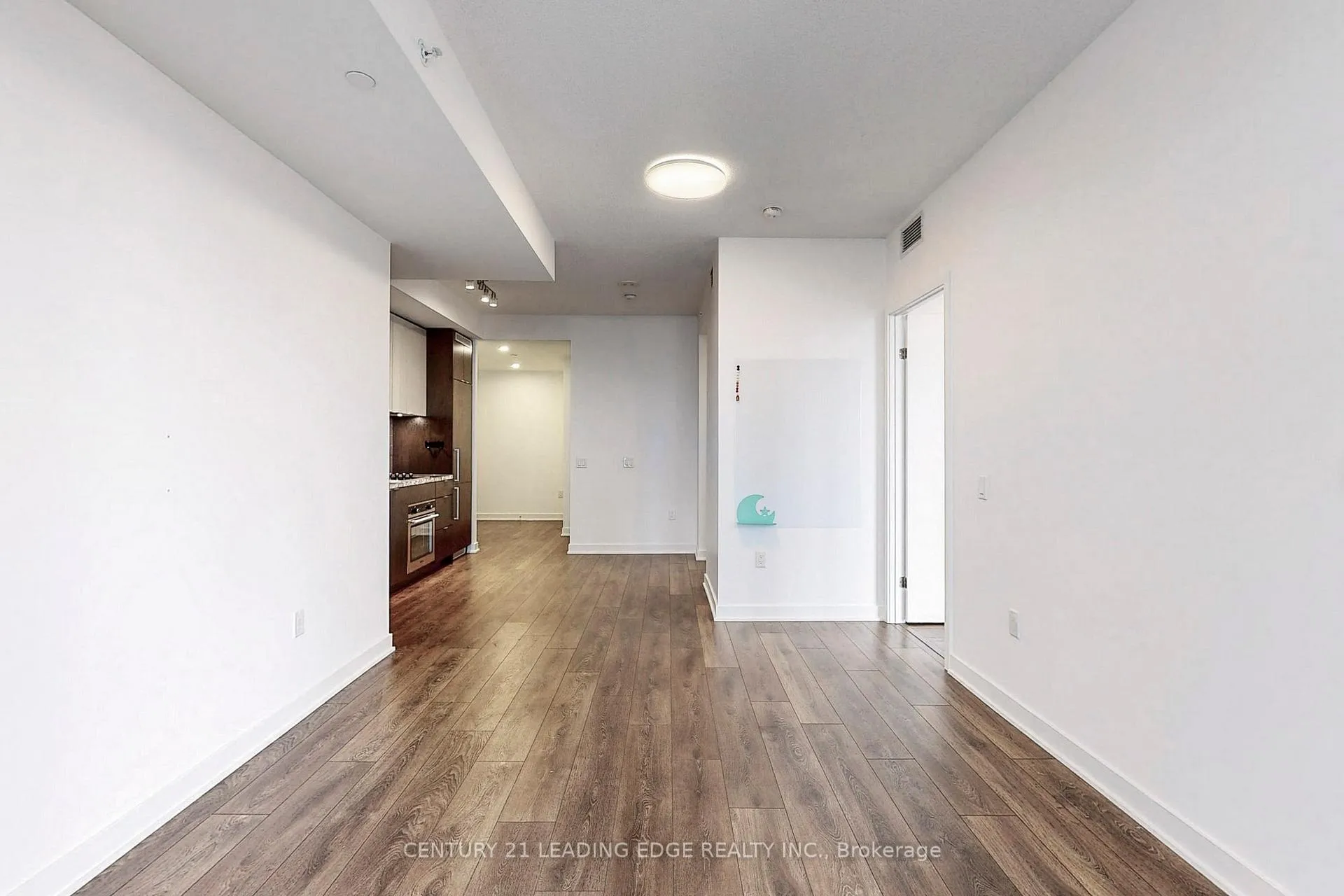 Photo 9 of Unit 2505, 125 Blue Jays Way, Toronto, Waterfront Communities — HOMEH
