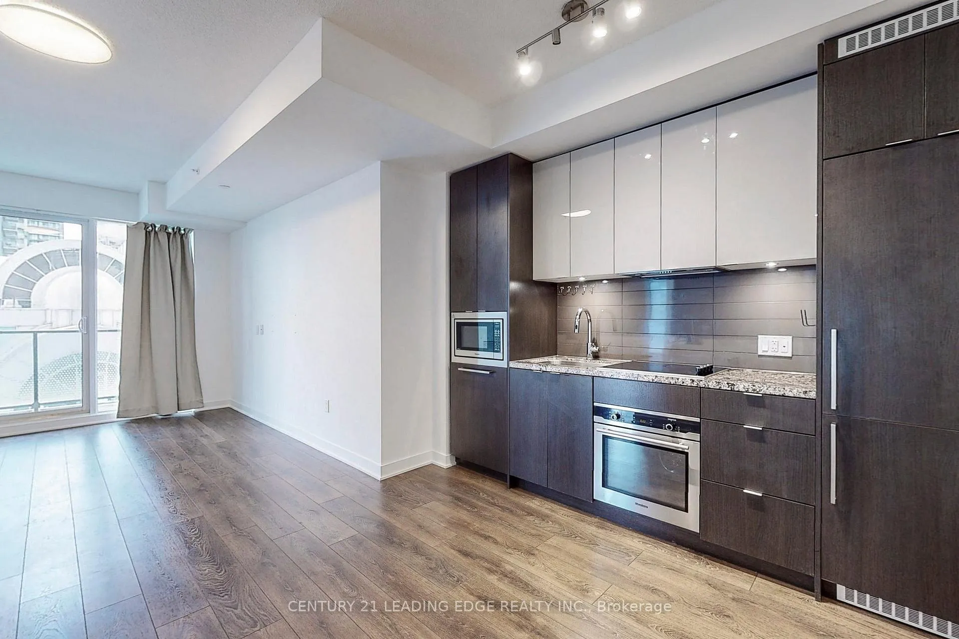 Photo 12 of Unit 2505, 125 Blue Jays Way, Toronto, Waterfront Communities — HOMEH