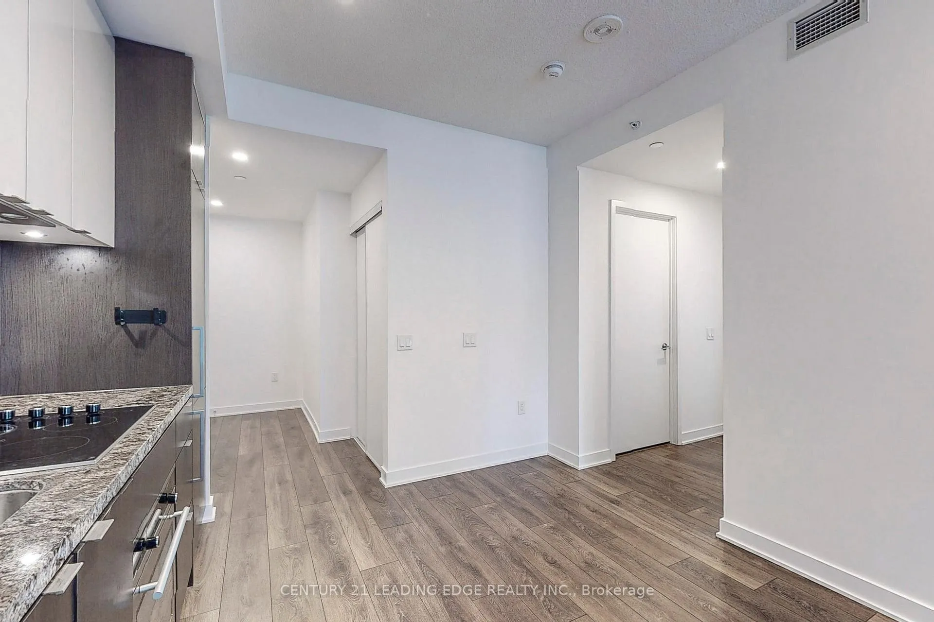 Photo 14 of Unit 2505, 125 Blue Jays Way, Toronto, Waterfront Communities — HOMEH