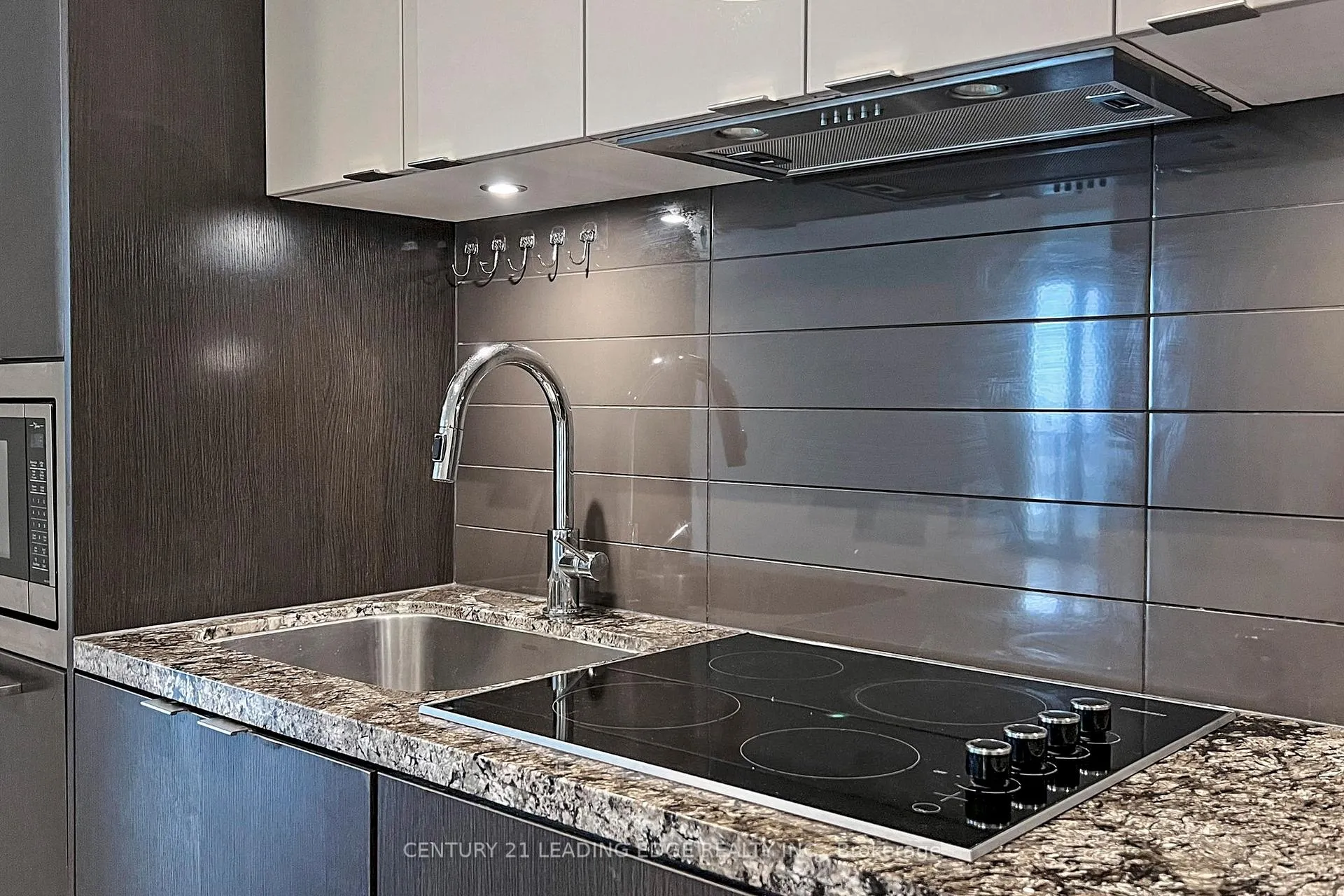 Photo 15 of Unit 2505, 125 Blue Jays Way, Toronto, Waterfront Communities — HOMEH