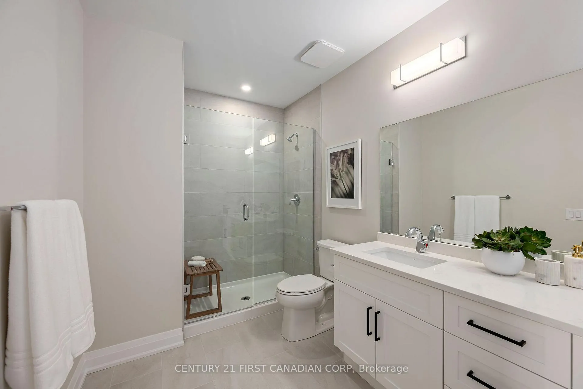Photo 18 of Unit 906, 4286 King Street, Kitchener — HOMEH