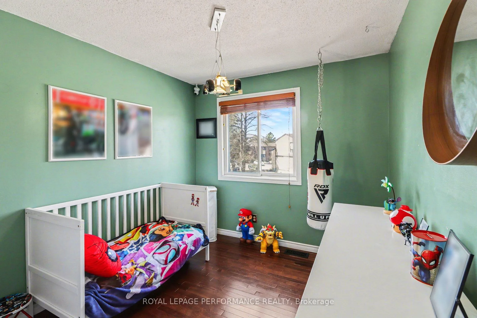 Photo 19 of 7004 Bilberry Drive, Ottawa, Convent Glen North — HOMEH