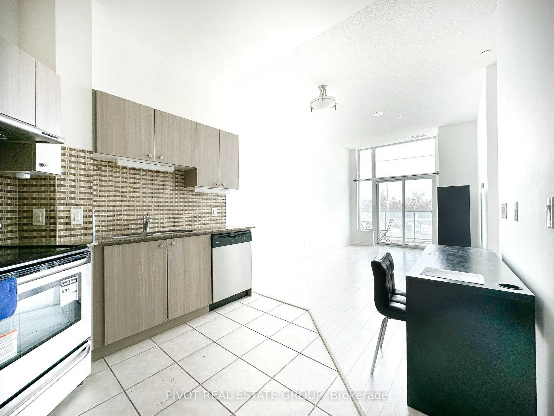 Photo 4 of Unit 119, 8323 Kennedy Road, Markham, Village Green-South Unionville — HOMEH