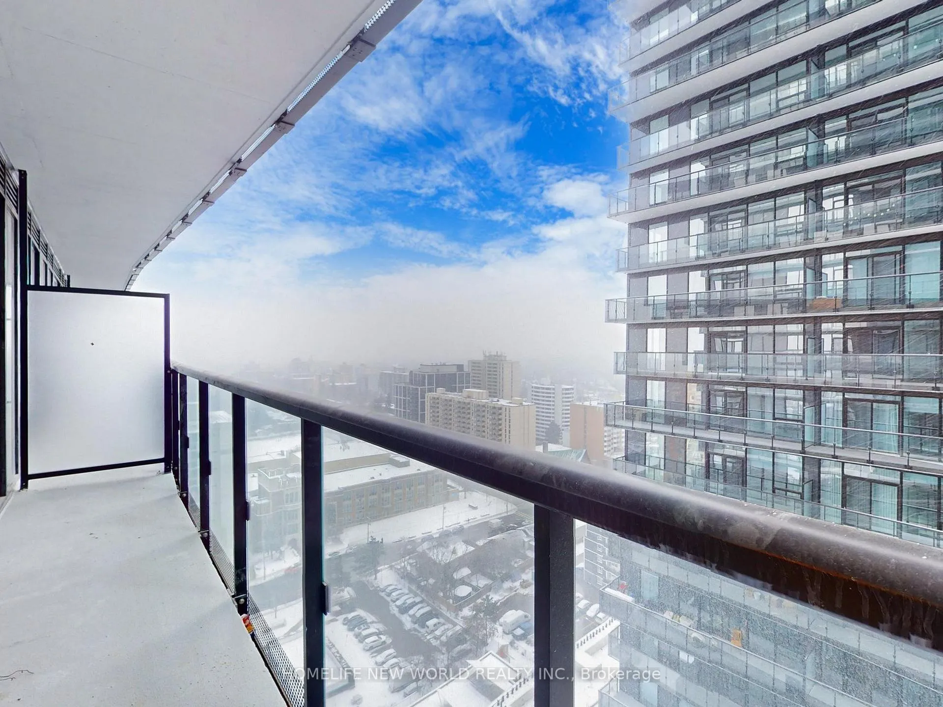 Photo 1 of Unit 2113, 117 Broadway Avenue, Toronto, Mount Pleasant West — HOMEH