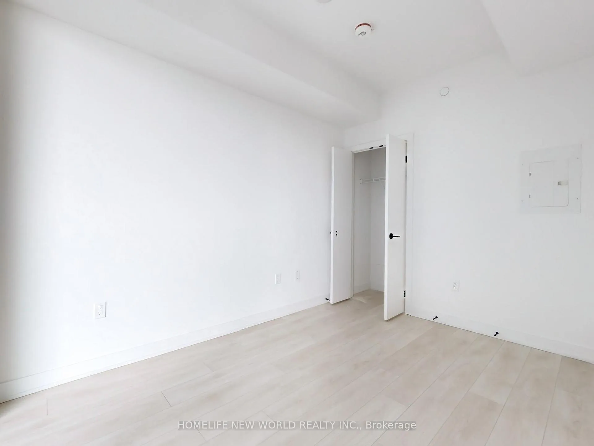 Photo 6 of Unit 2113, 117 Broadway Avenue, Toronto, Mount Pleasant West — HOMEH
