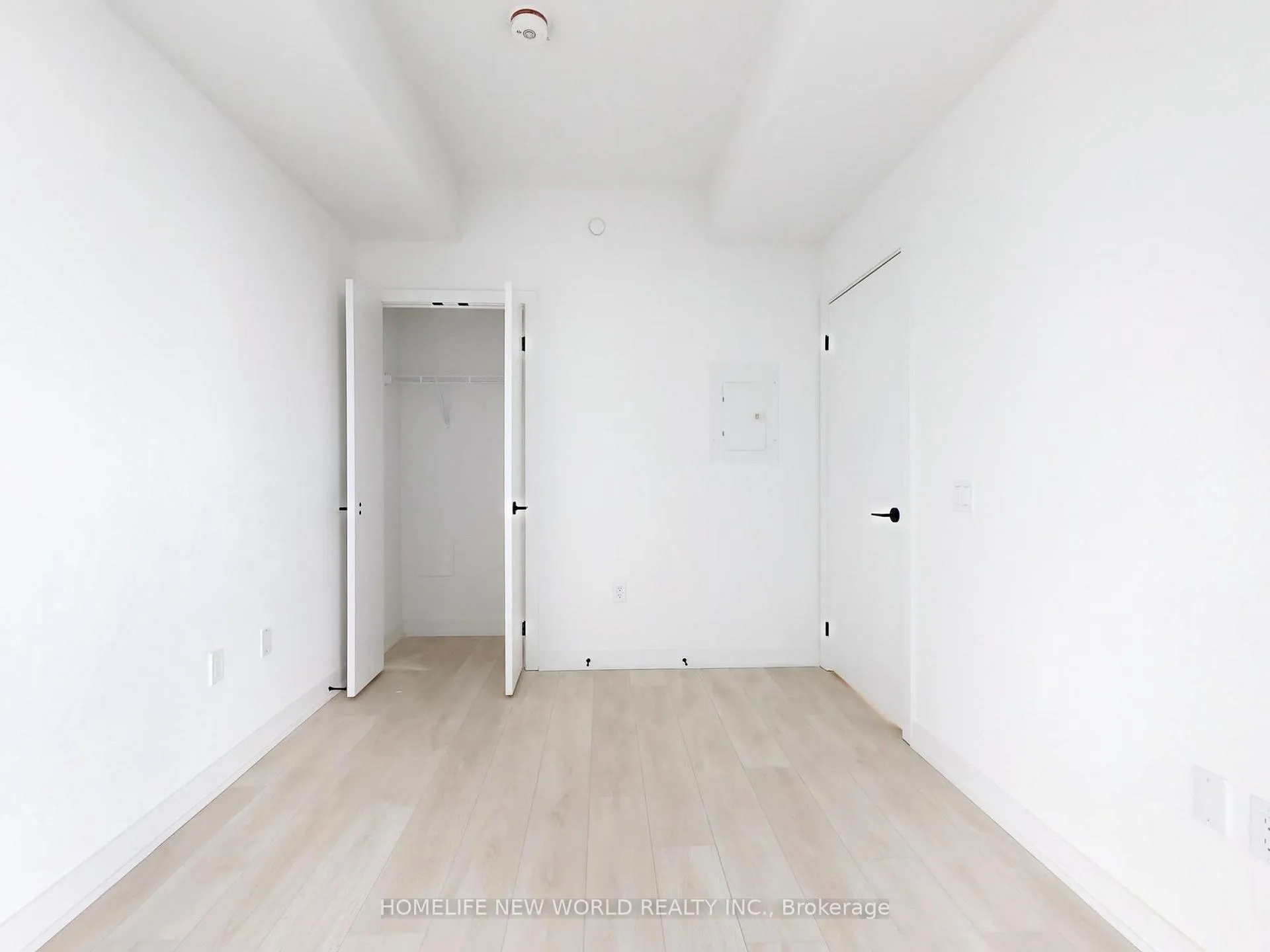 Photo 7 of Unit 2113, 117 Broadway Avenue, Toronto, Mount Pleasant West — HOMEH