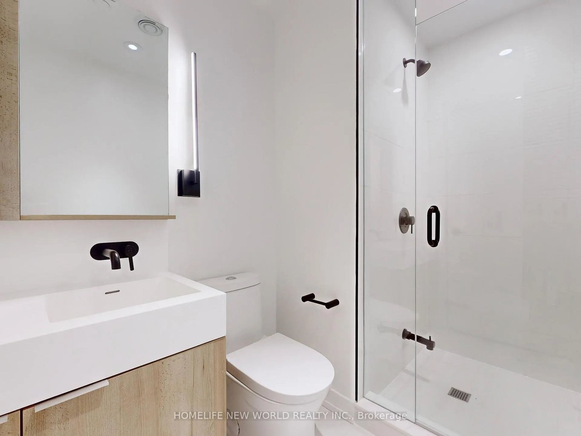 Photo 8 of Unit 2113, 117 Broadway Avenue, Toronto, Mount Pleasant West — HOMEH