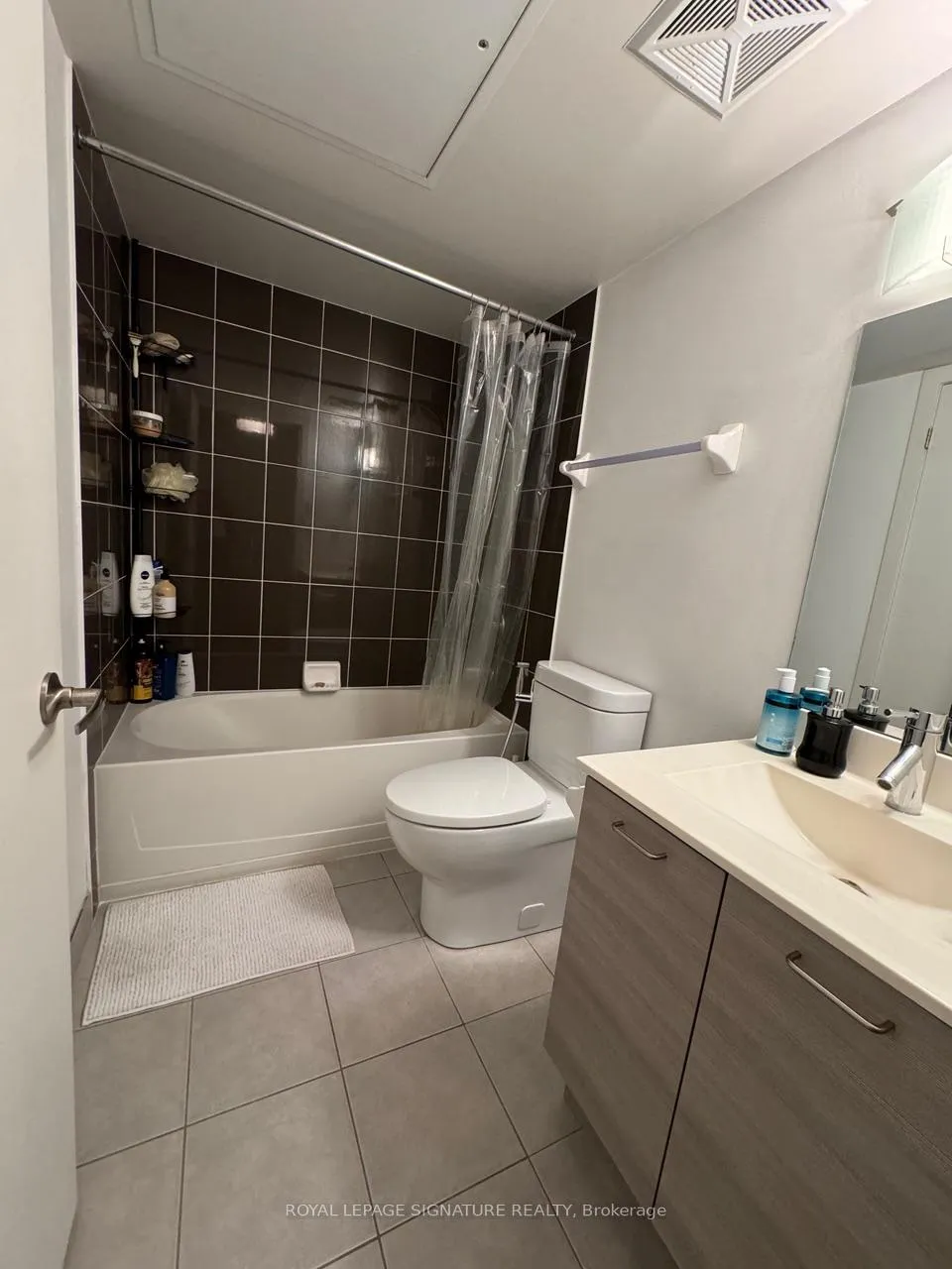 Photo 17 of Unit 507, 20 Joe Shuster Way, Toronto, Niagara — HOMEH