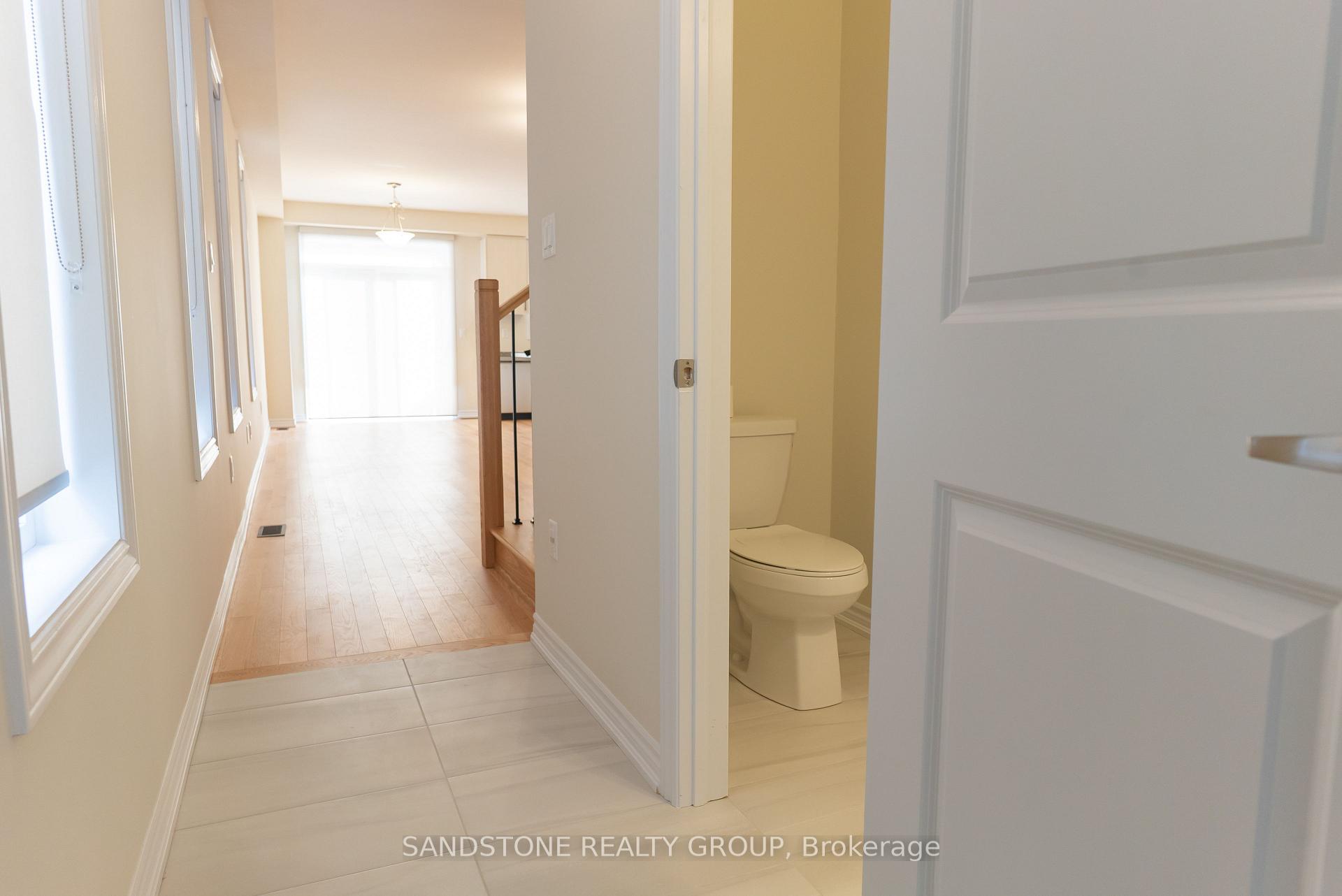 Photo 17 of 1424 Almonte Drive, Burlington, Tyandaga — HOMEH