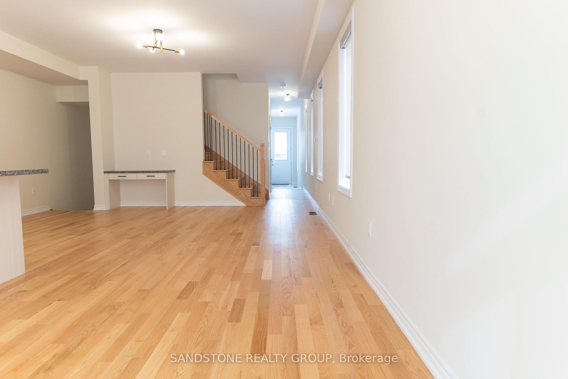 Photo 9 of 1424 Almonte Drive, Burlington, Tyandaga — HOMEH