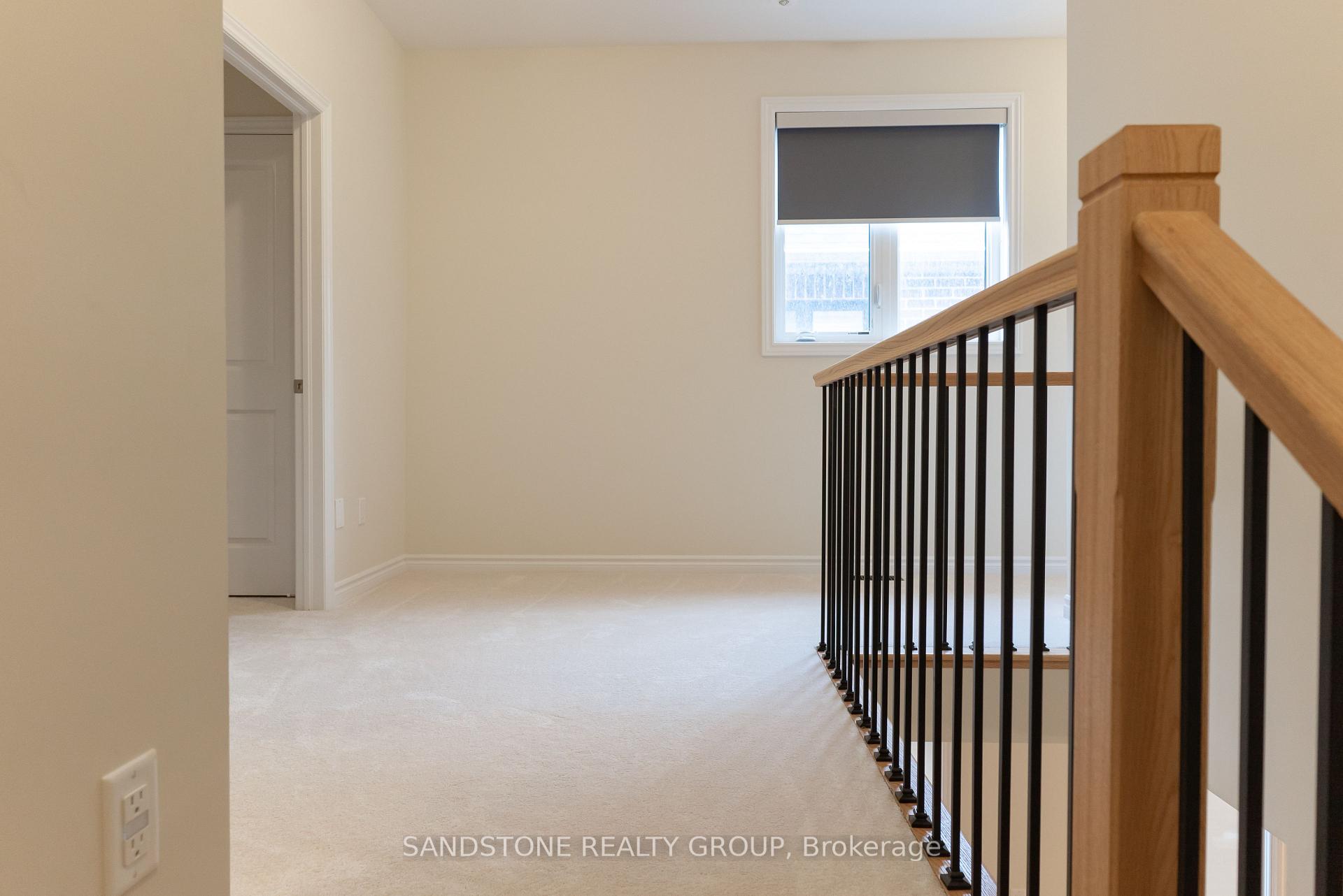 Photo 12 of 1424 Almonte Drive, Burlington, Tyandaga — HOMEH