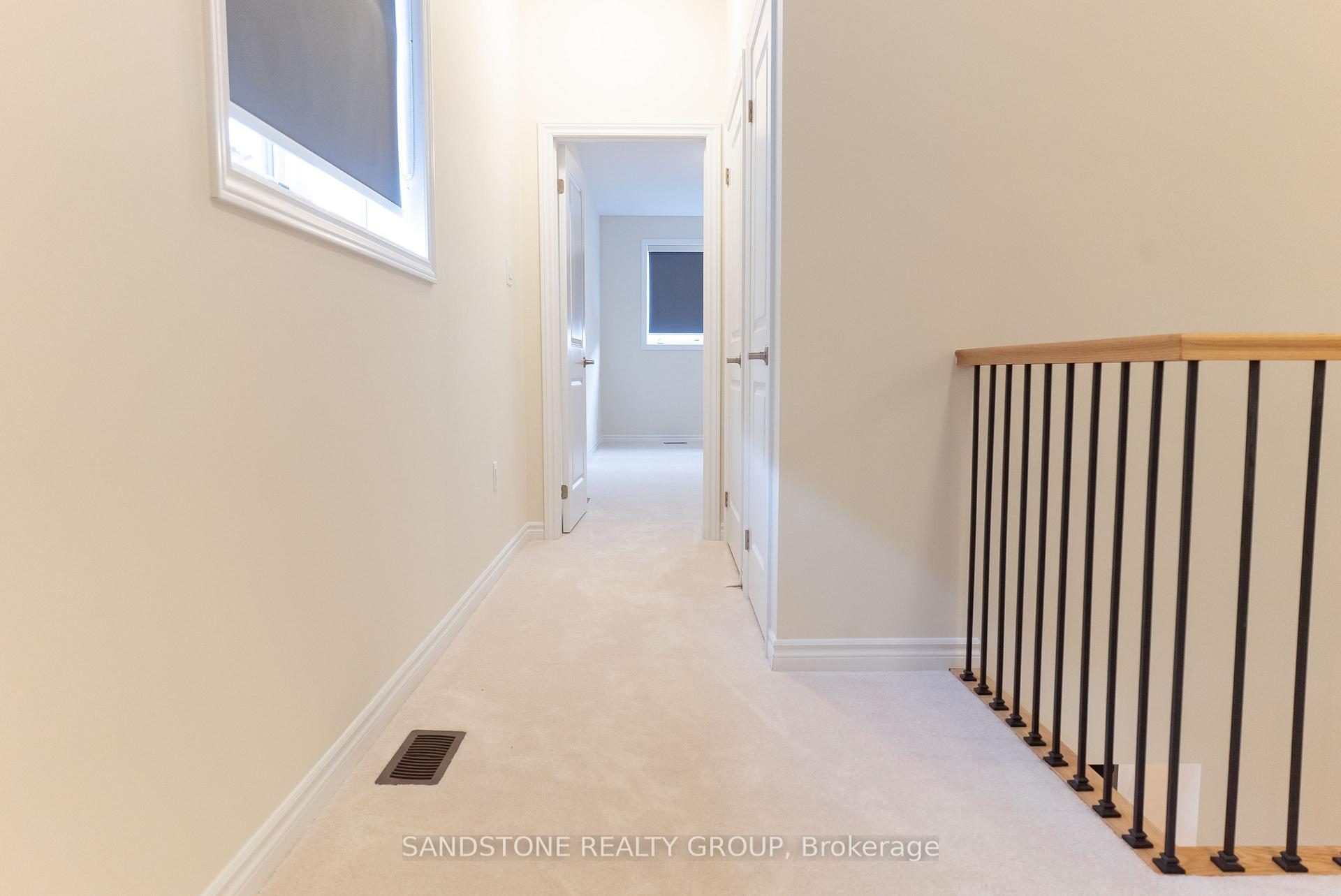 Photo 14 of 1424 Almonte Drive, Burlington, Tyandaga — HOMEH