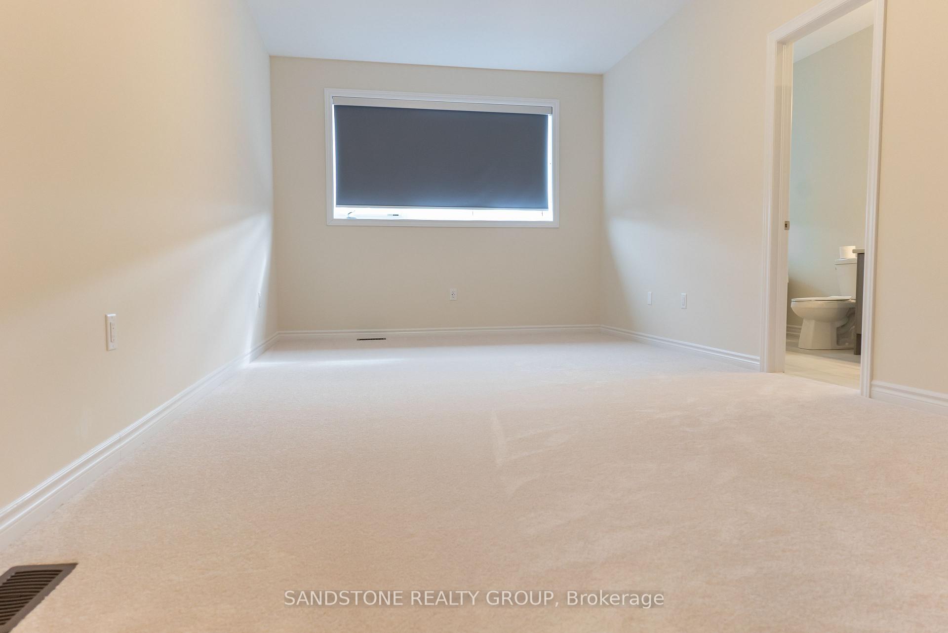 Photo 20 of 1424 Almonte Drive, Burlington, Tyandaga — HOMEH
