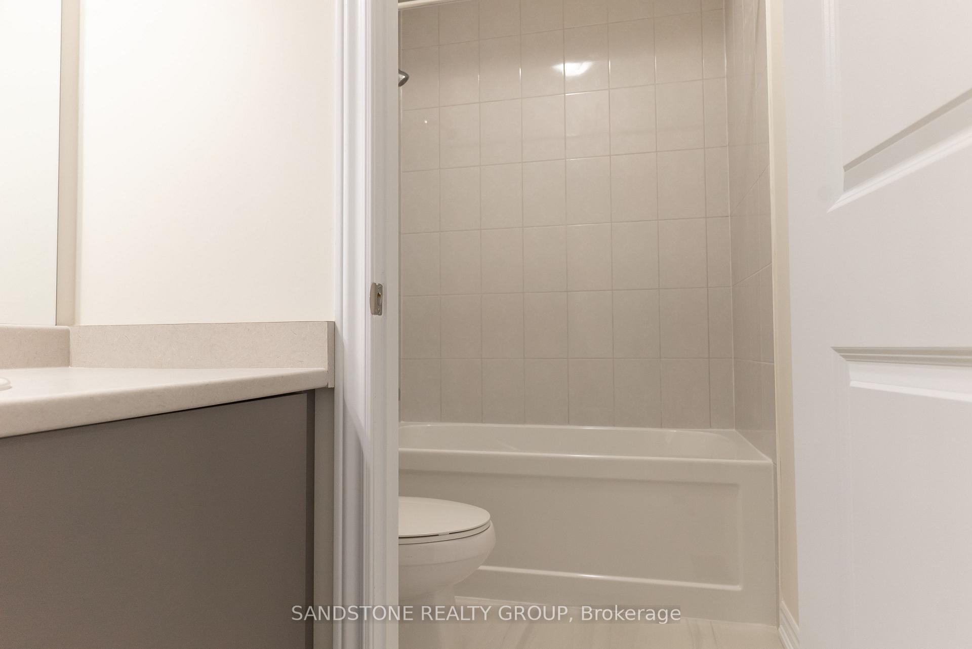 Photo 22 of 1424 Almonte Drive, Burlington, Tyandaga — HOMEH