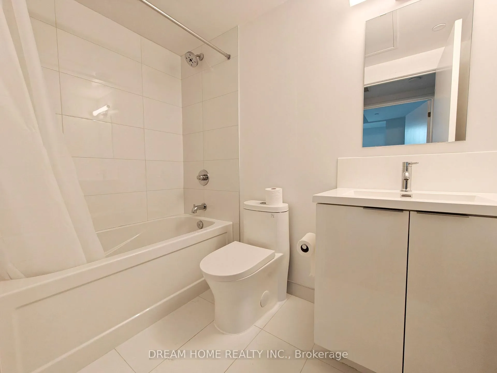 Photo 9 of Unit 2306, 238 Simcoe Street, Toronto, Kensington-Chinatown — HOMEH