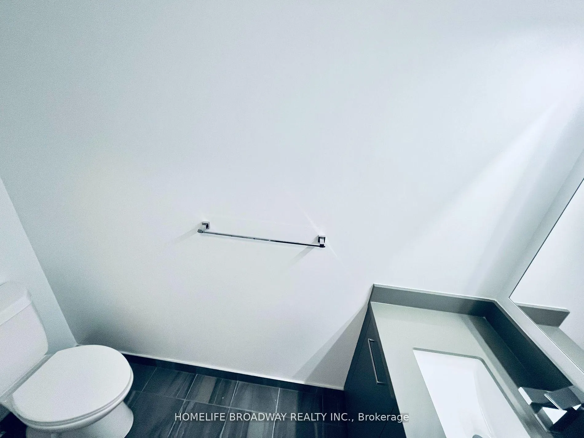 Photo 4 of Unit 2001, 38 Gandhi Lane, Markham, Commerce Valley — HOMEH