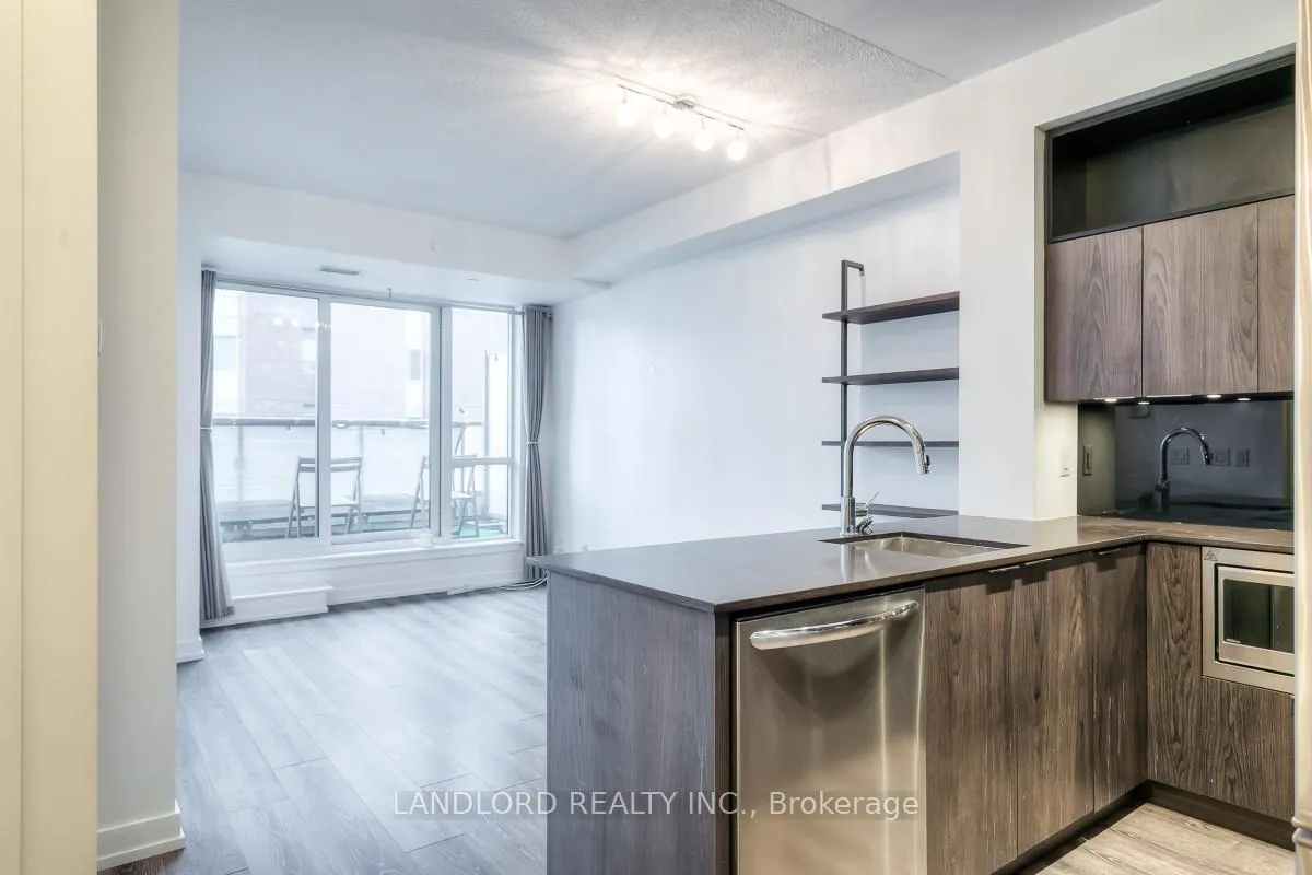 Photo 2 of Unit 812, 200 Sackville Street, Toronto, Regent Park — HOMEH
